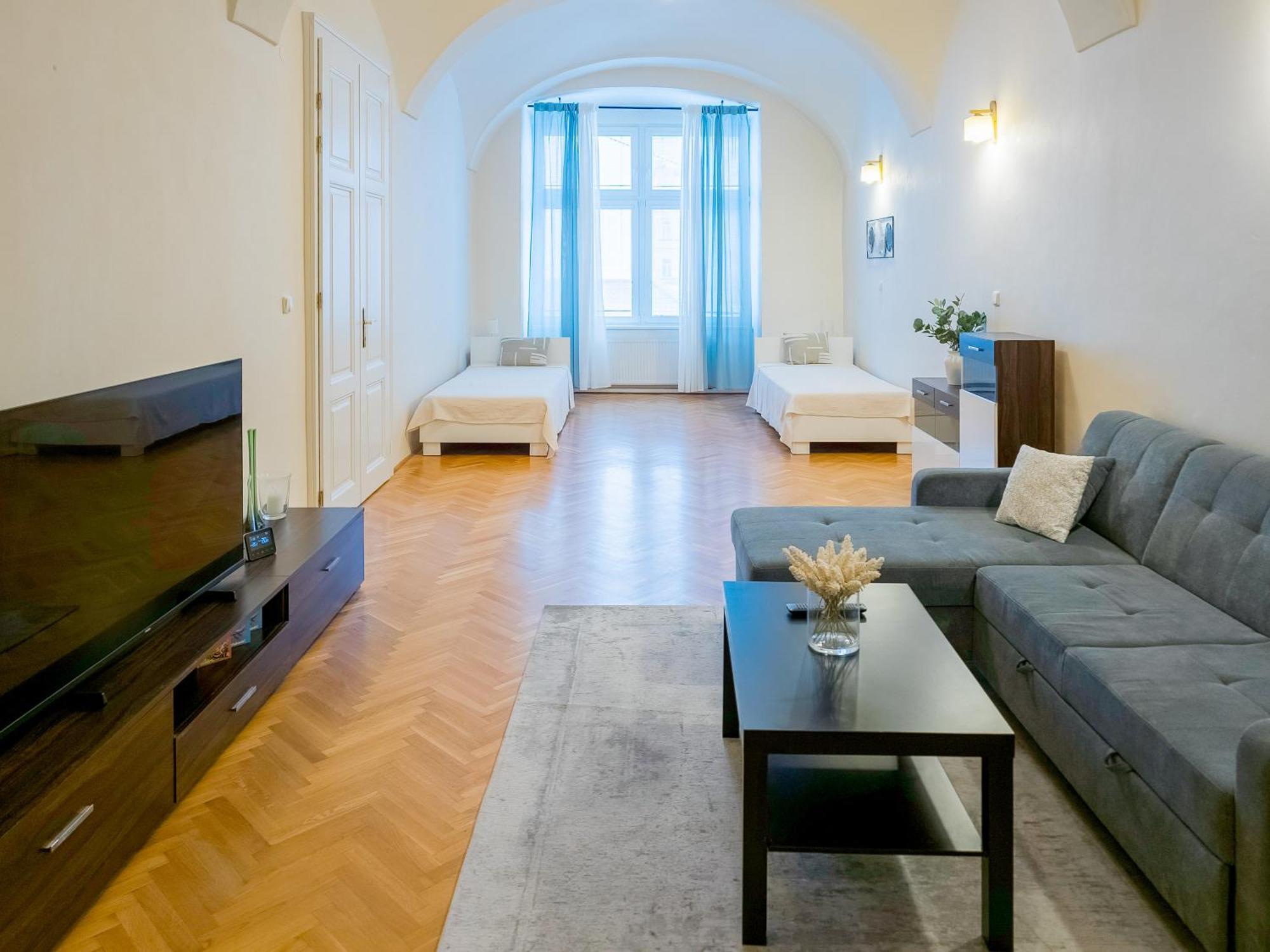 Luxury Vincents Apartments Kosice Exterior photo