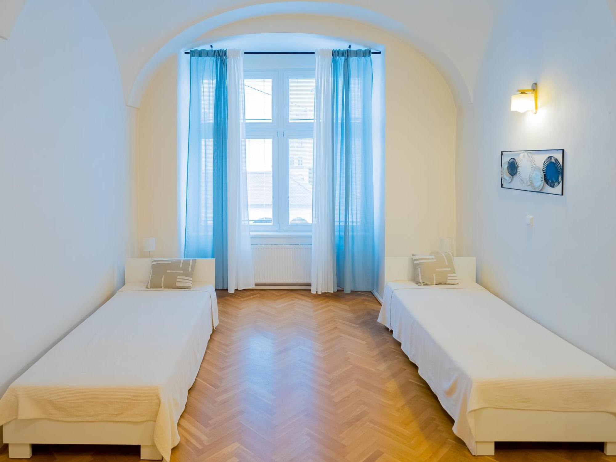 Luxury Vincents Apartments Kosice Exterior photo